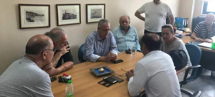 Συνάντηση κλιμακίου του ΣΥΡΙΖΑ με τους δημάρχους Ραφήνας-Πικερμίου και Μαραθώνα